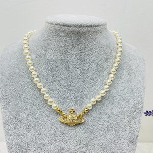 BRAND NEW Vivienne westwood gold Orb Pearl Choker Necklace